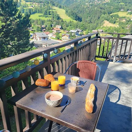 Appartement Dans Chalet Avec Piscine Couverte แซ็งต์-แฌร์เวส์-เลส์-แบ็งส์ ภายนอก รูปภาพ