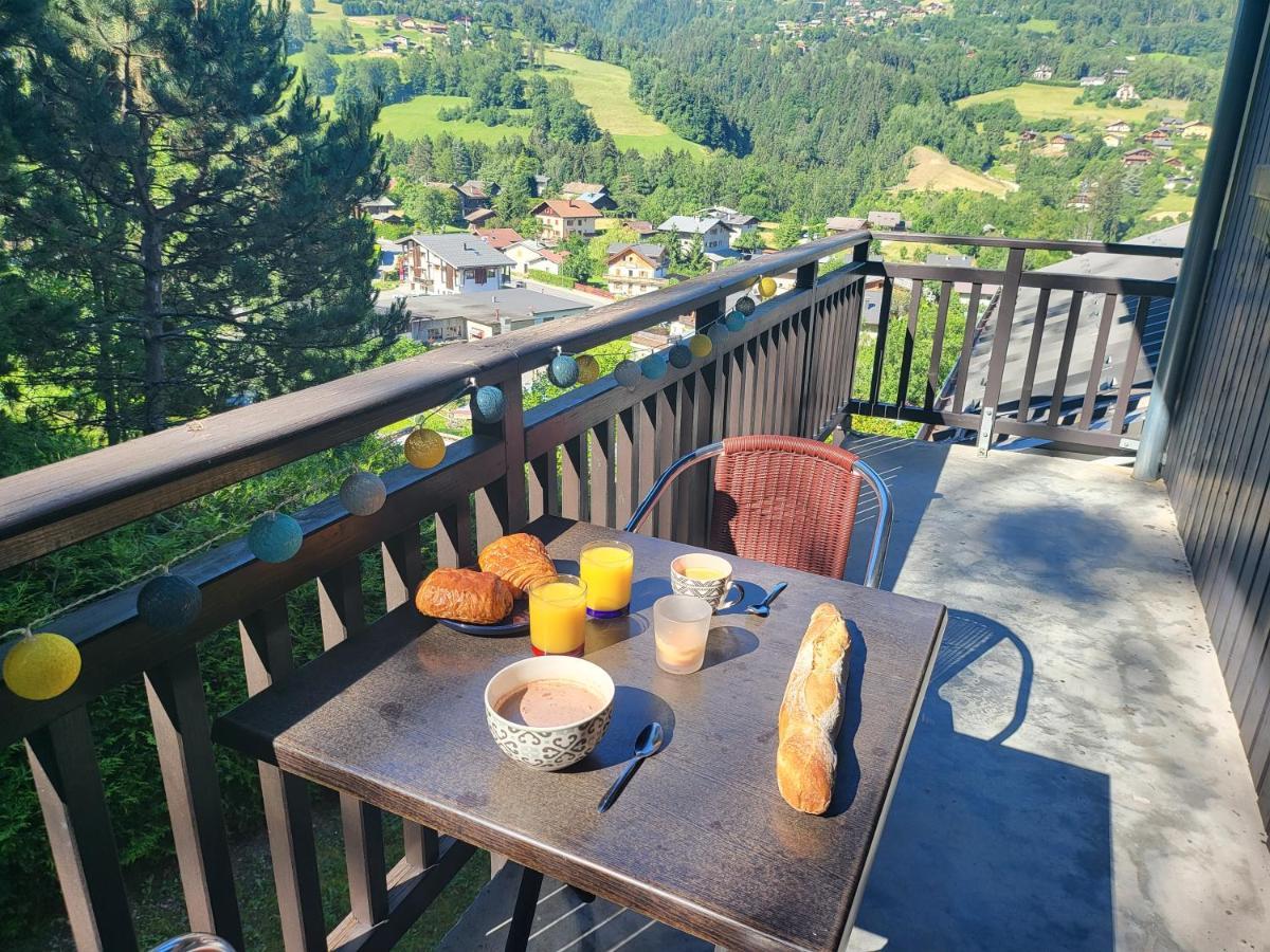 Appartement Dans Chalet Avec Piscine Couverte แซ็งต์-แฌร์เวส์-เลส์-แบ็งส์ ภายนอก รูปภาพ
