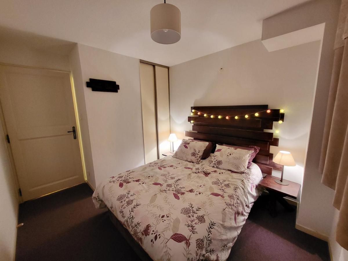 Appartement Dans Chalet Avec Piscine Couverte แซ็งต์-แฌร์เวส์-เลส์-แบ็งส์ ภายนอก รูปภาพ