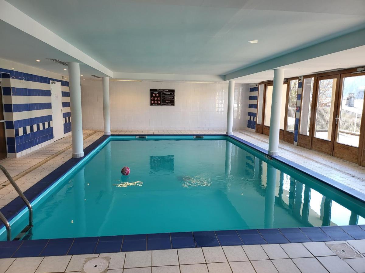 Appartement Dans Chalet Avec Piscine Couverte แซ็งต์-แฌร์เวส์-เลส์-แบ็งส์ ภายนอก รูปภาพ