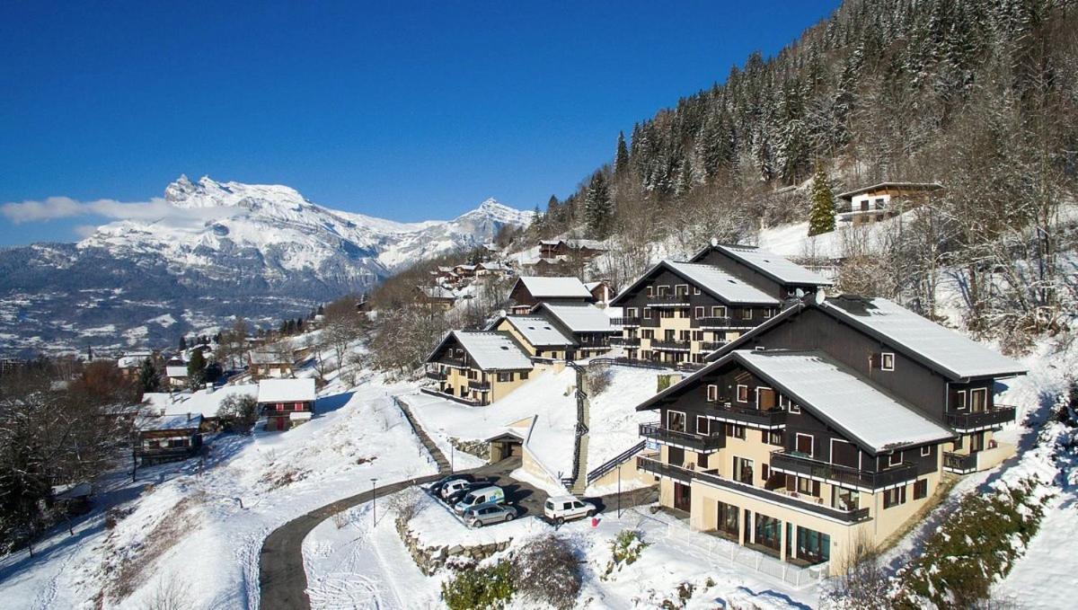 Appartement Dans Chalet Avec Piscine Couverte แซ็งต์-แฌร์เวส์-เลส์-แบ็งส์ ภายนอก รูปภาพ